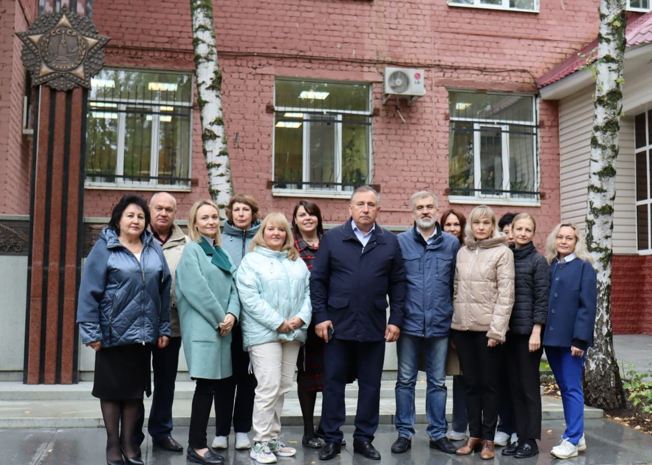 В Саратове прошло рабочее совещание специалистов, ответственных за работу режимных отделов региональных центров стандартизации, метрологии и испытаний Приволжского федерального округа. 